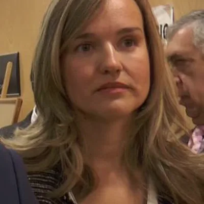 Foto de Pilar Alegría Continente